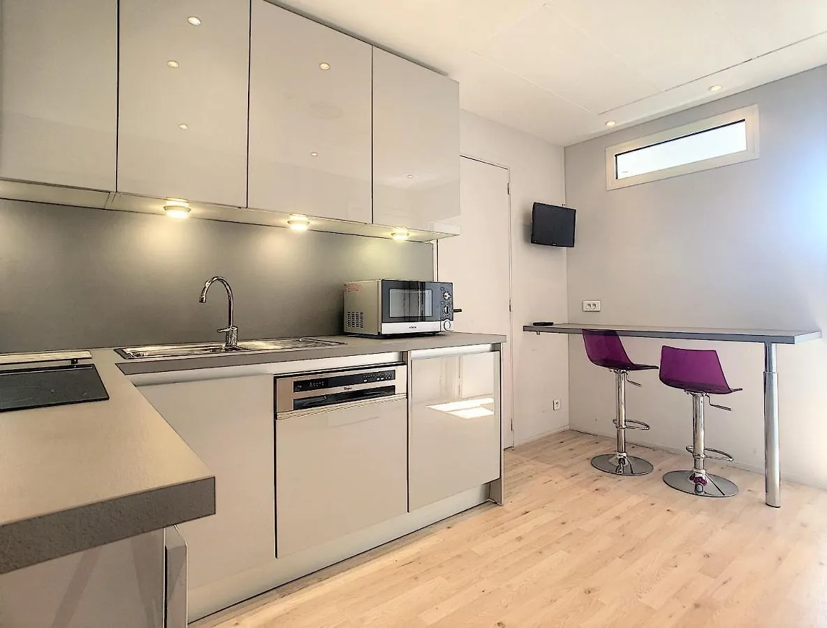 Ferienwohnung 24 Aout Sucquet Cannes